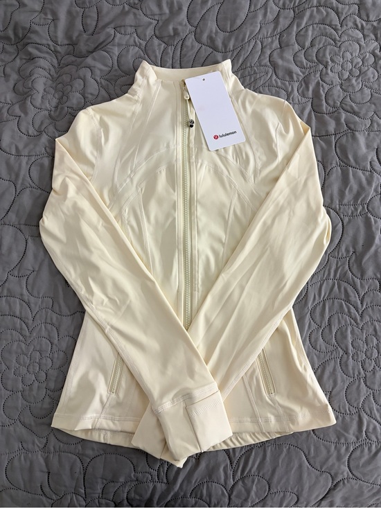 lululemon athletica Jackets & Blazers - lululemon athletica Cream Full-Zip Bomber Jacket